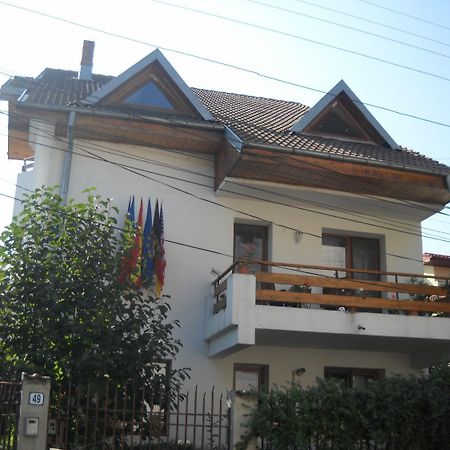 Pension La Noblesse Bucareste Exterior foto
