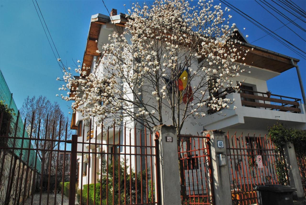 Pension La Noblesse Bucareste Exterior foto